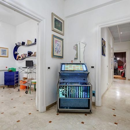 Holiday Jeans Apartment โรม ภายนอก รูปภาพ