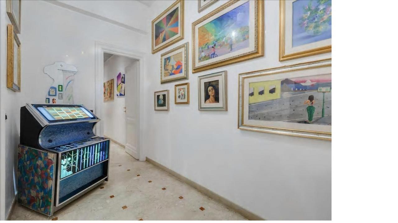 Holiday Jeans Apartment โรม ภายนอก รูปภาพ
