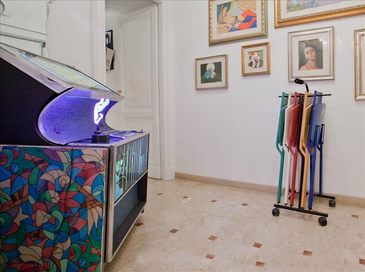 Holiday Jeans Apartment โรม ภายนอก รูปภาพ