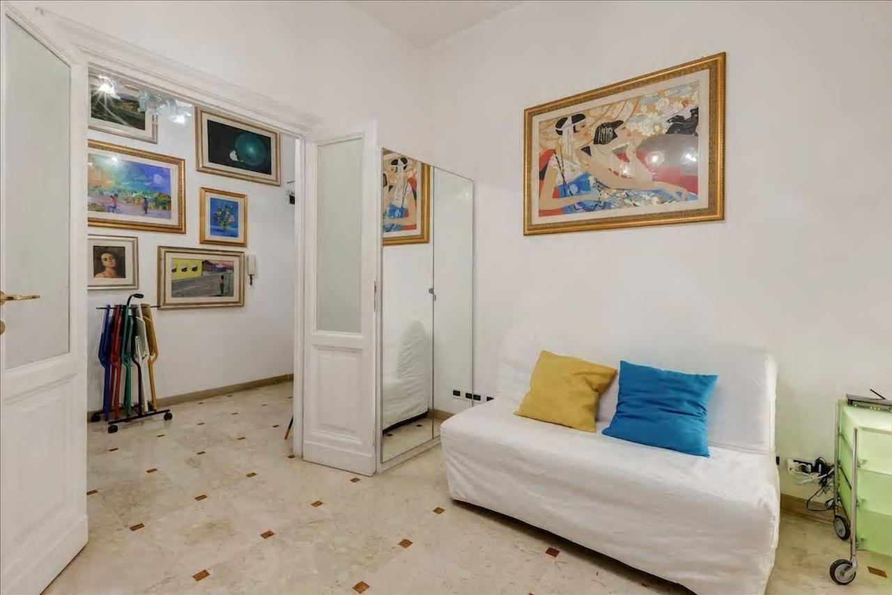 Holiday Jeans Apartment โรม ภายนอก รูปภาพ