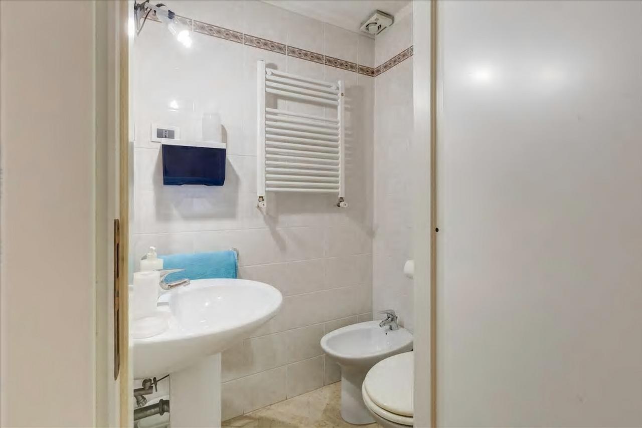 Holiday Jeans Apartment โรม ภายนอก รูปภาพ